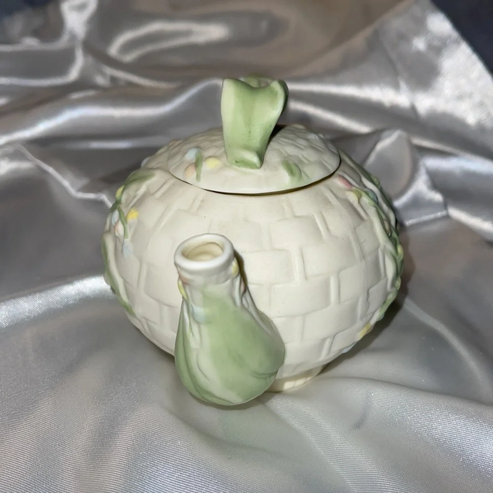 Small Ceramic Teapot White Basket Weave Design with pastel Leaves and flowers